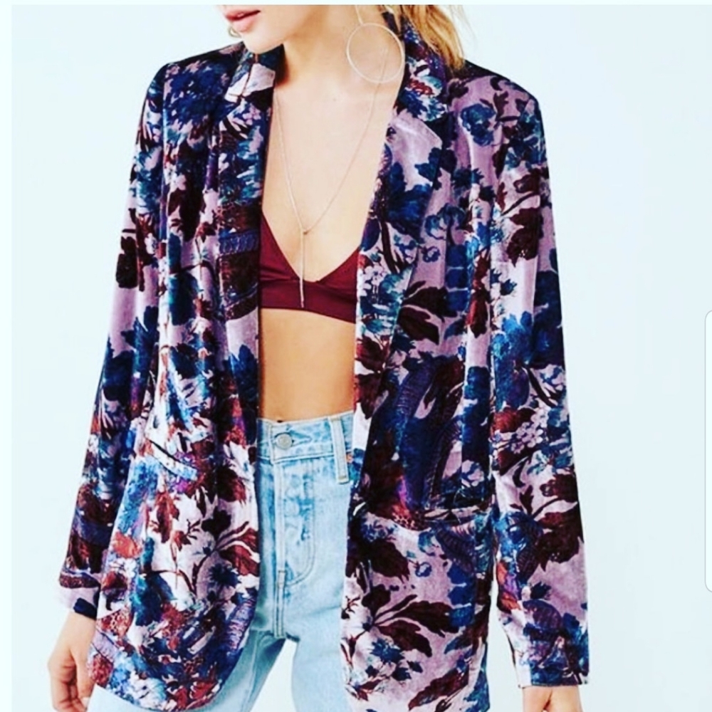 Urban outfitters velvet purple floral blazer M